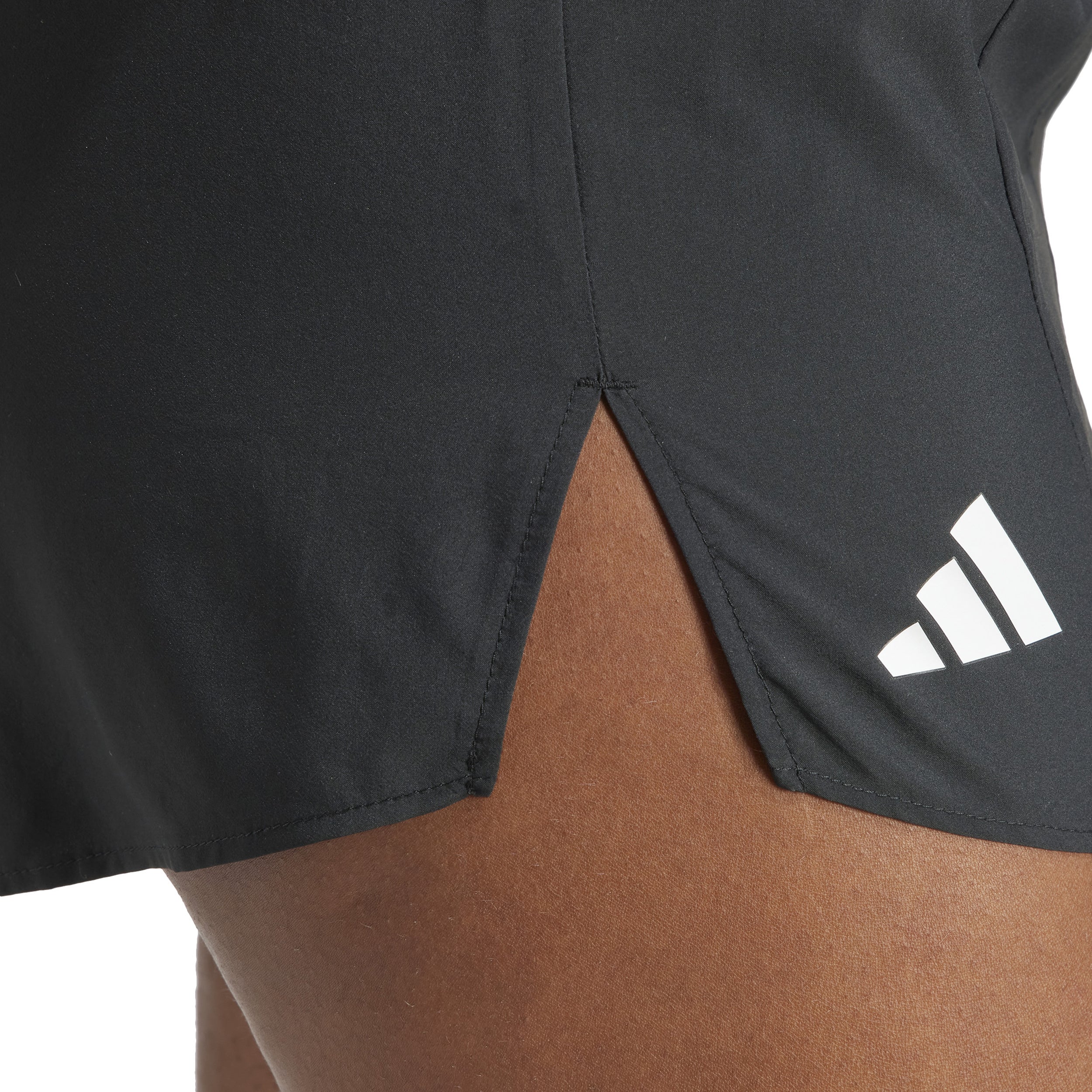 Adizero Essentials Löparshorts Damer - svart, - Image 5