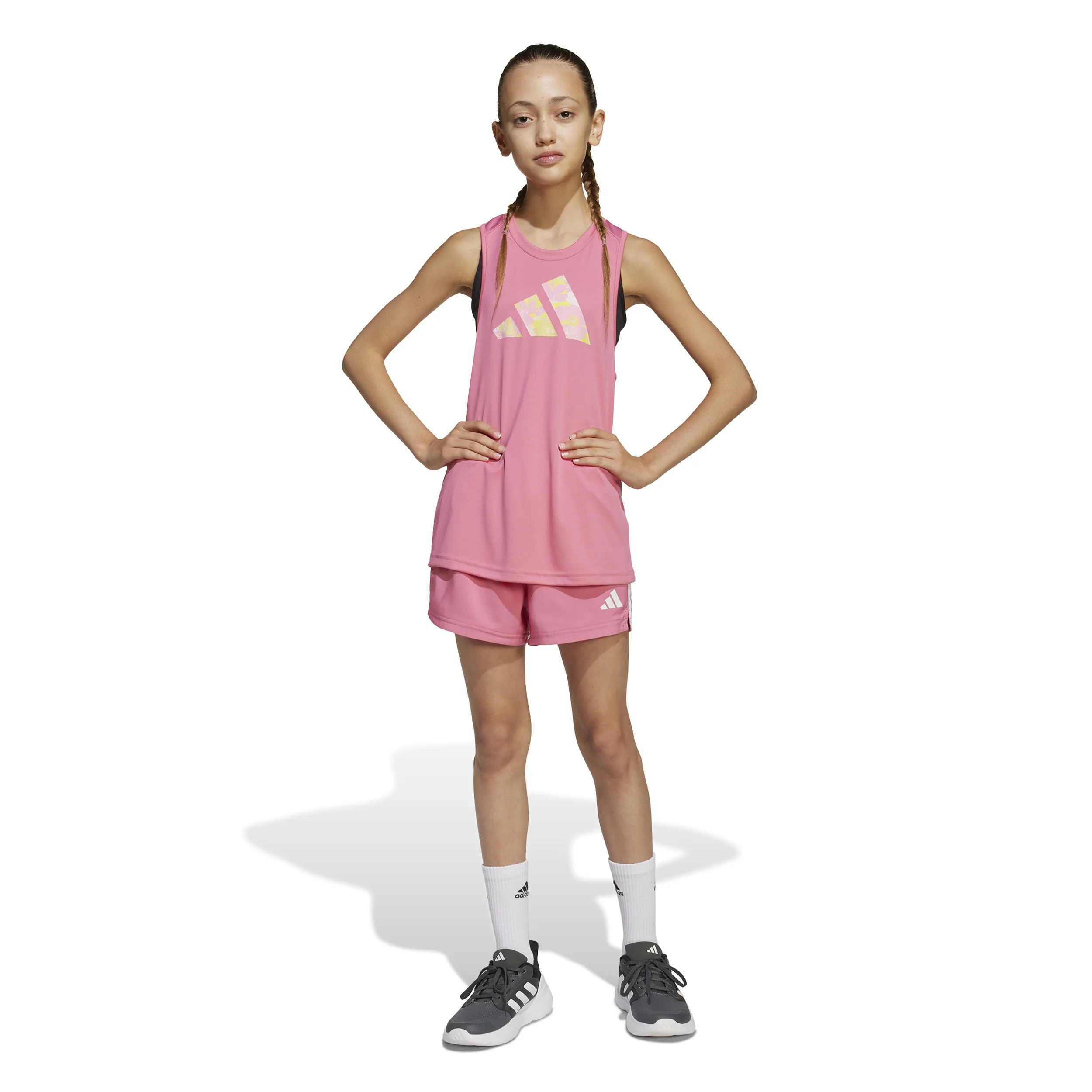 Training Essentials 3 Stripes Shorts Barn-Berry - Image 4