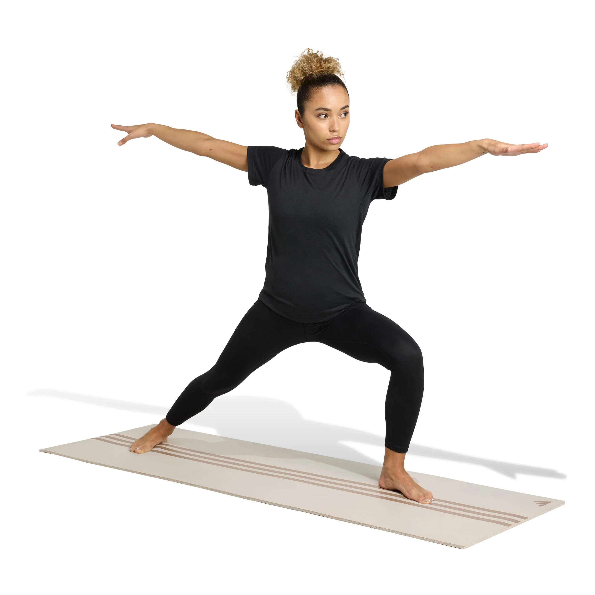 Yoga Essentials T-shirt Damer - svart - Image 4