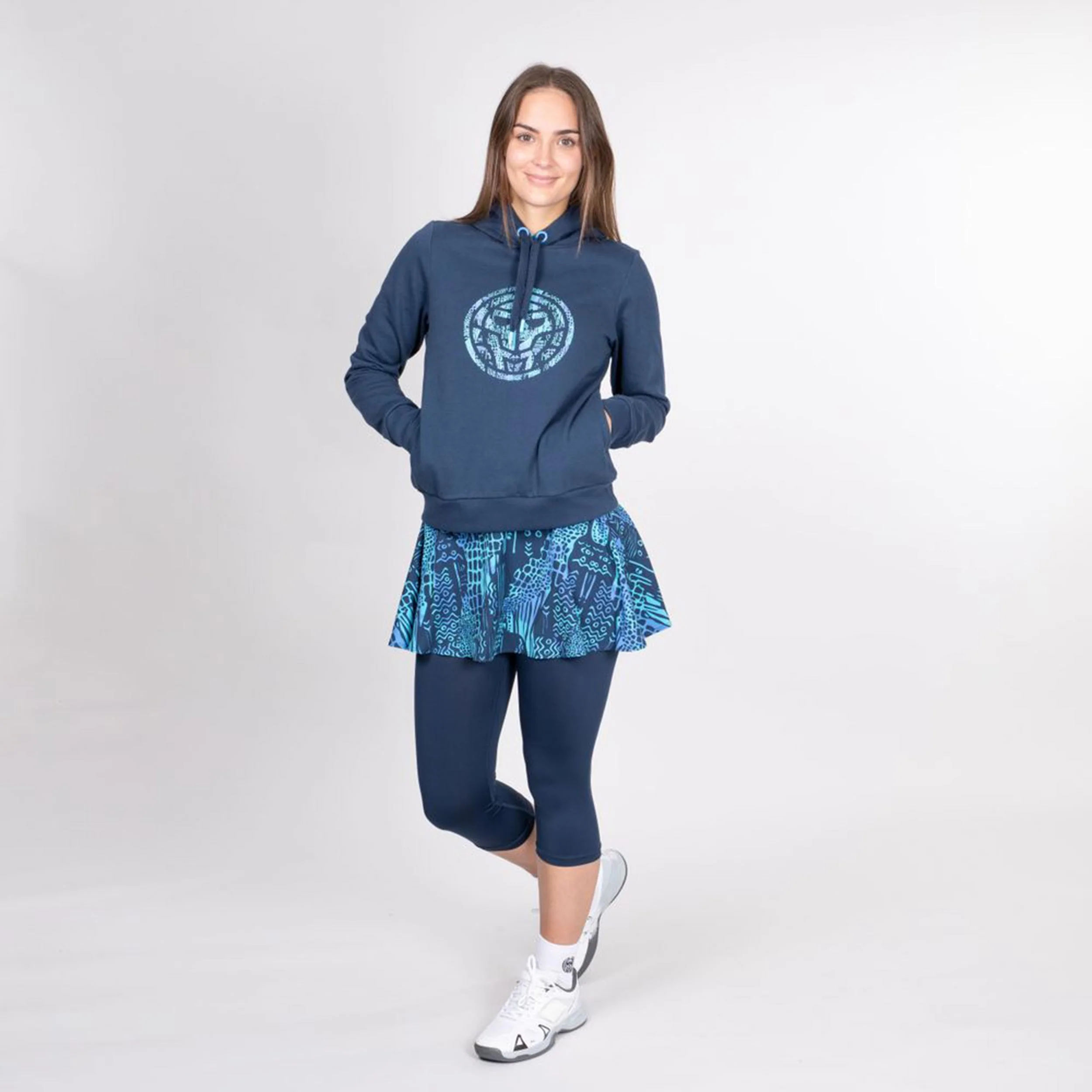 Sarabi Lifestyle Huvtröja Damer-Mörkblå - Image 3