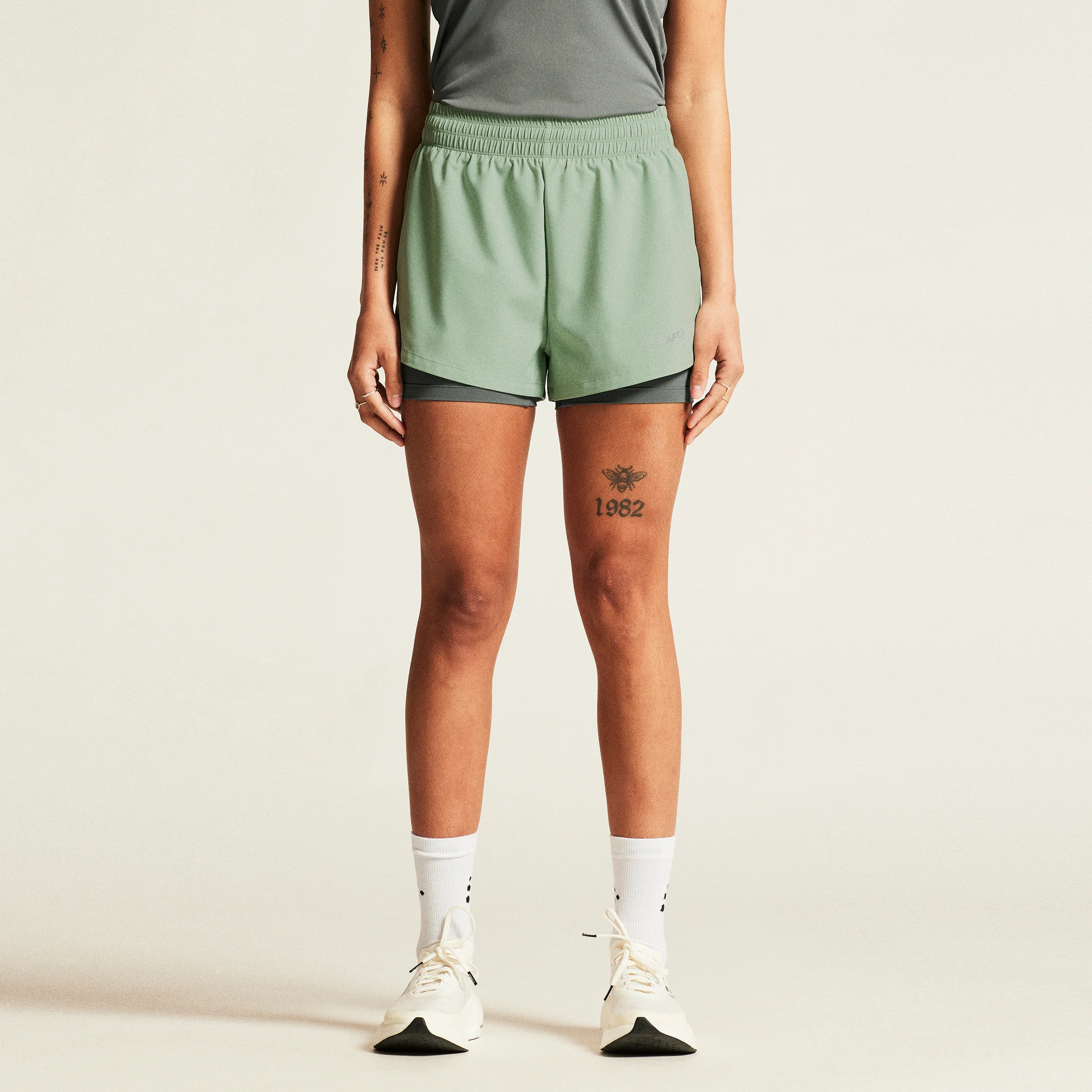 ADV Essence 2in1 Löparshorts Damer - grön - Image 3
