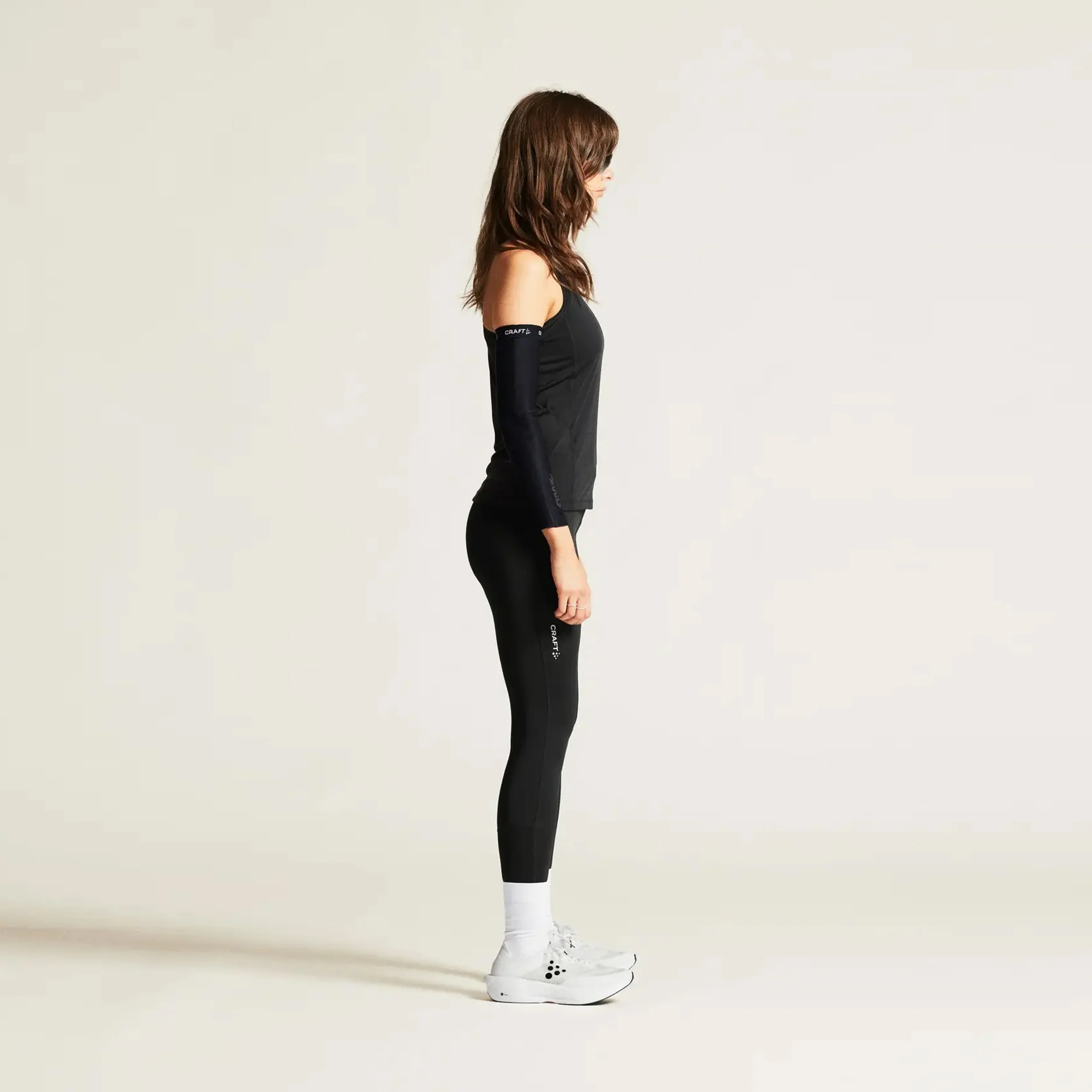ADV Essence Löpartröja Damer - svart - Image 6