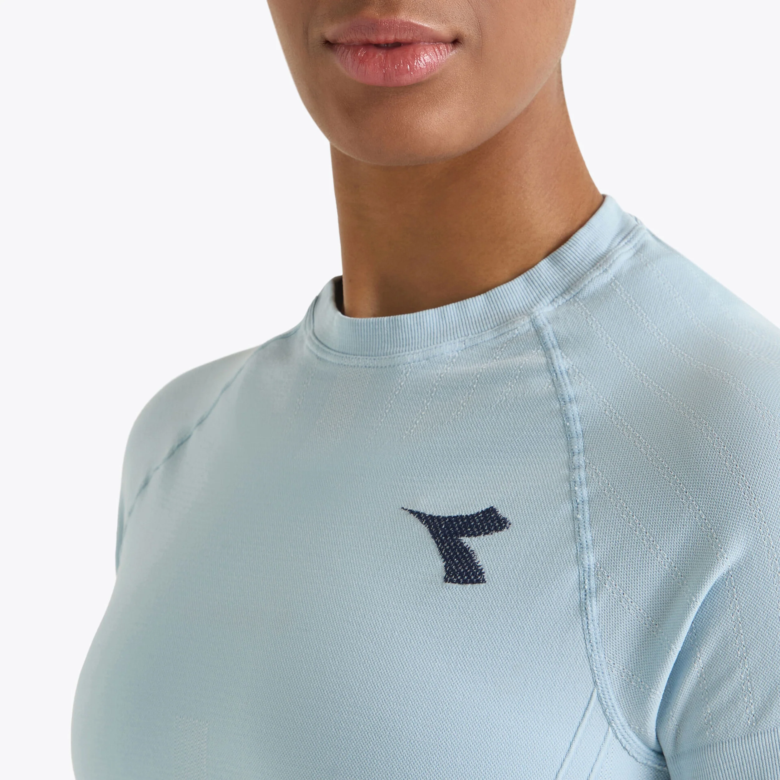 L. Icon Stratouno T-shirt Damer-Ljusblå - Image 4