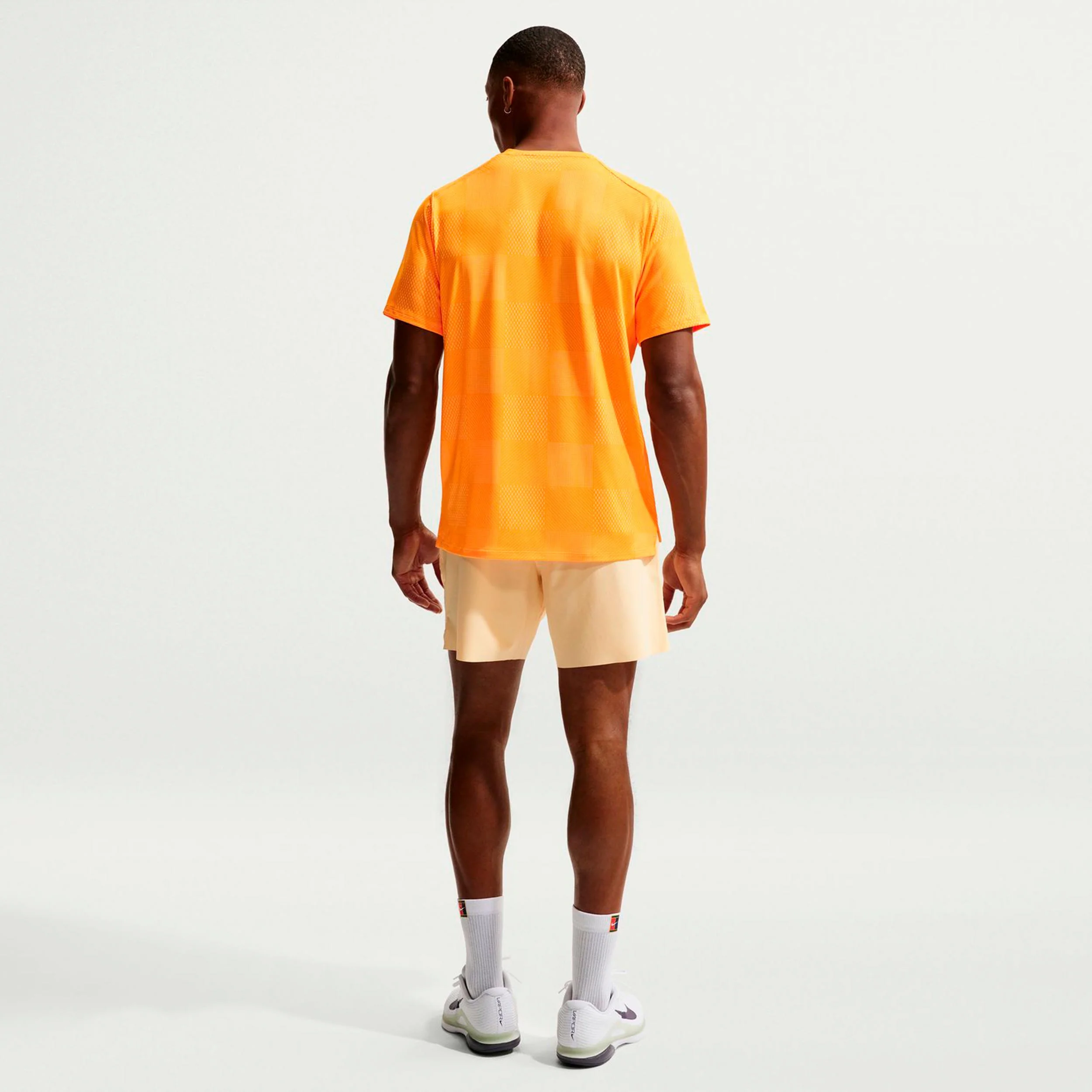 Carlos Alcaraz Court Dri-Fit Advantage T-shirt Herrar-orange - Image 3