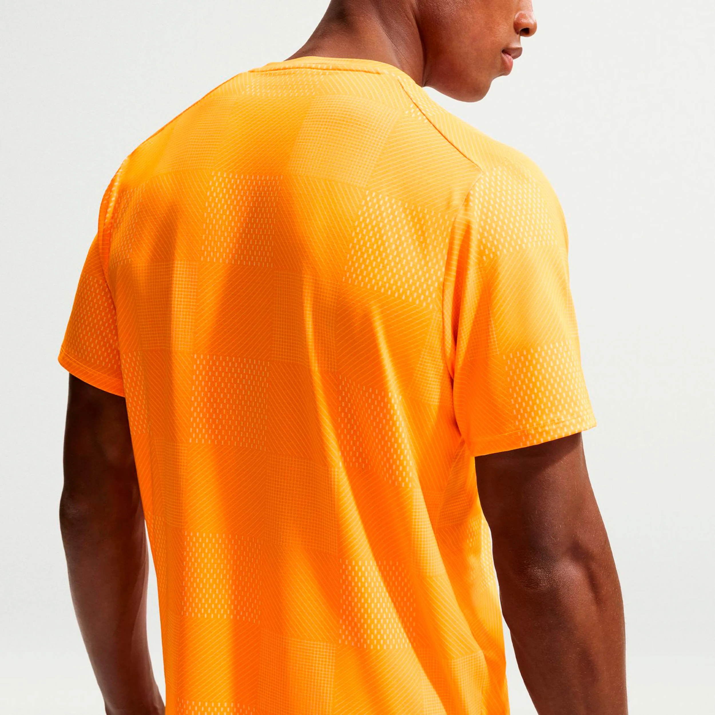 Carlos Alcaraz Court Dri-Fit Advantage T-shirt Herrar-orange - Image 5