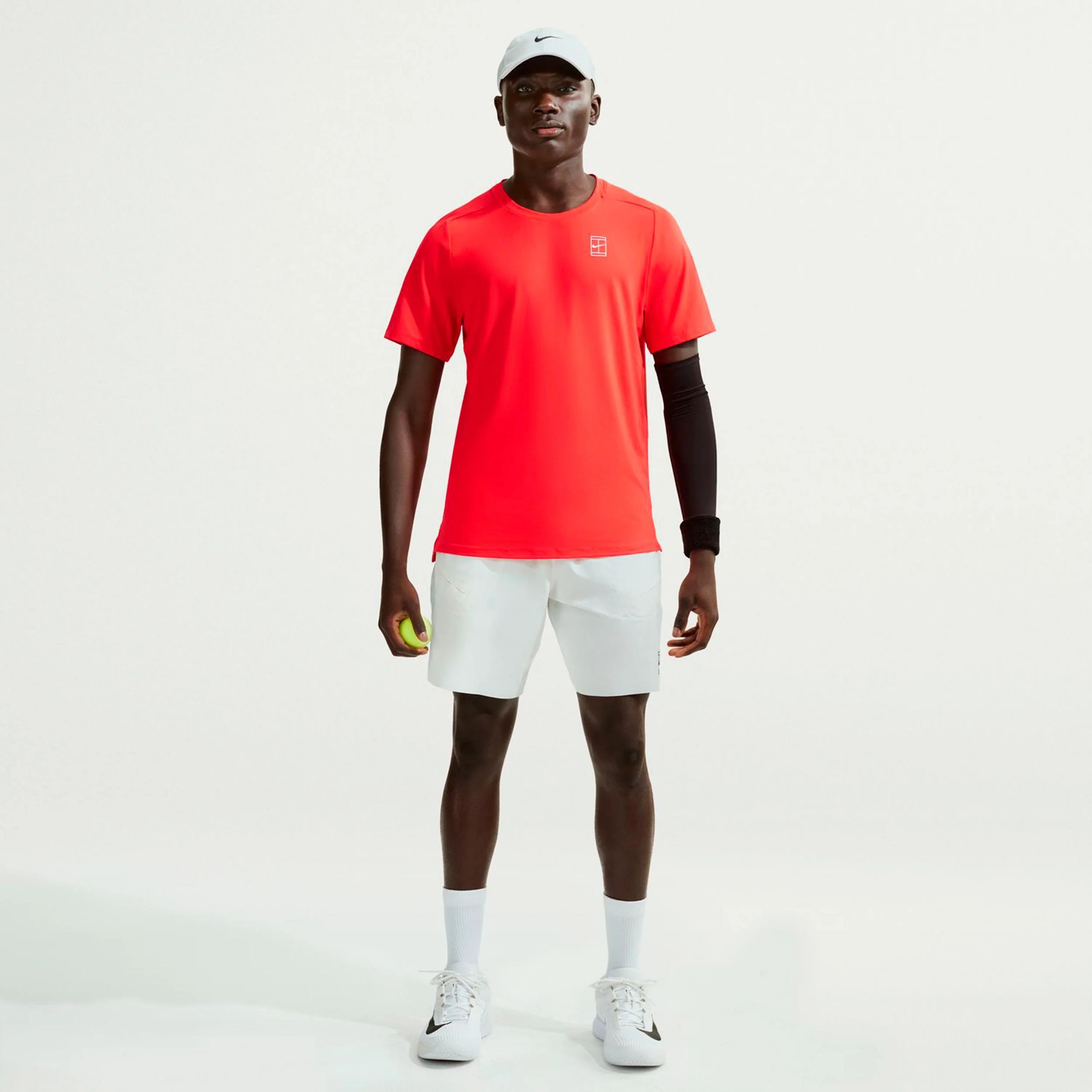 Carlos Alcaraz Court Dri-FIT Advantage T-shirt Herrar - röd - Image 2