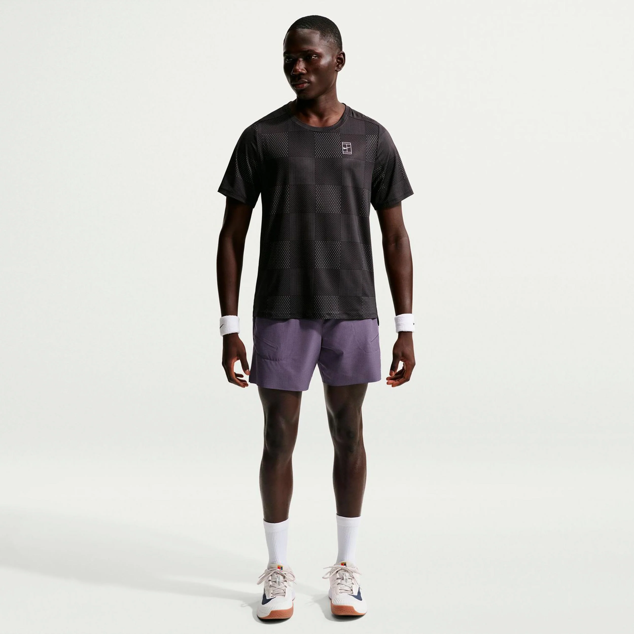 Court Dri-Fit Advantage 6in Shorts Herrar-lila - Image 4