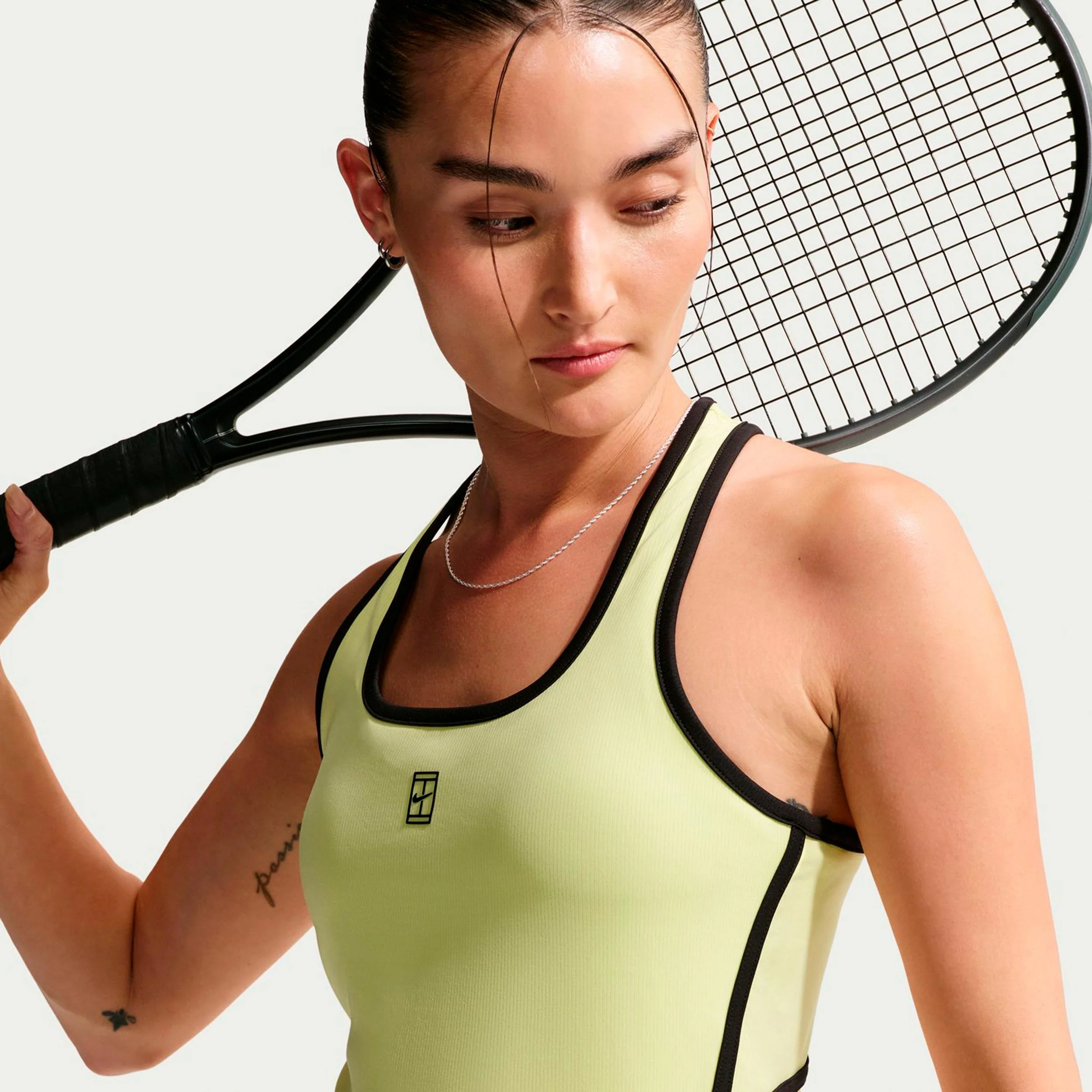 Court Dri-Fit Advantage Linne Damer-lime - Image 5