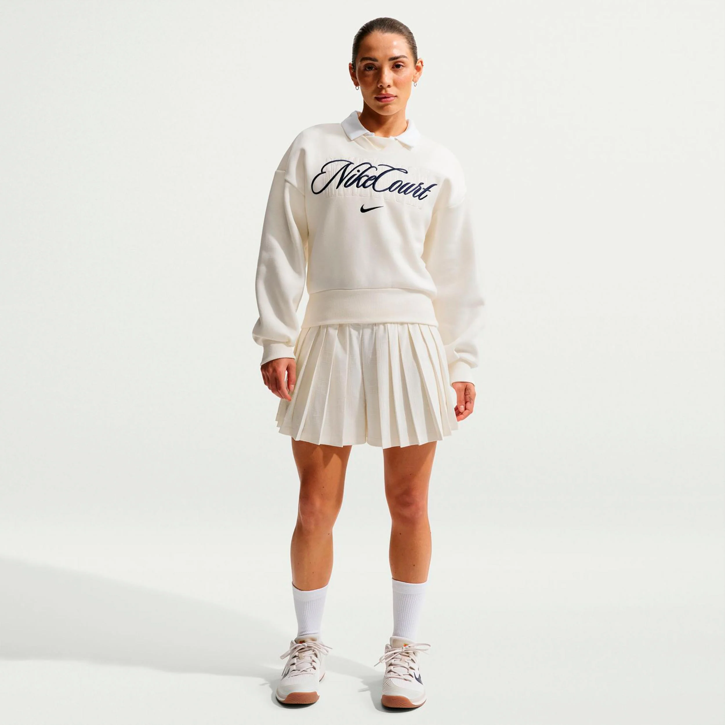 Court Dri-Fit High Rise  Shorts Damer-creme - Image 2