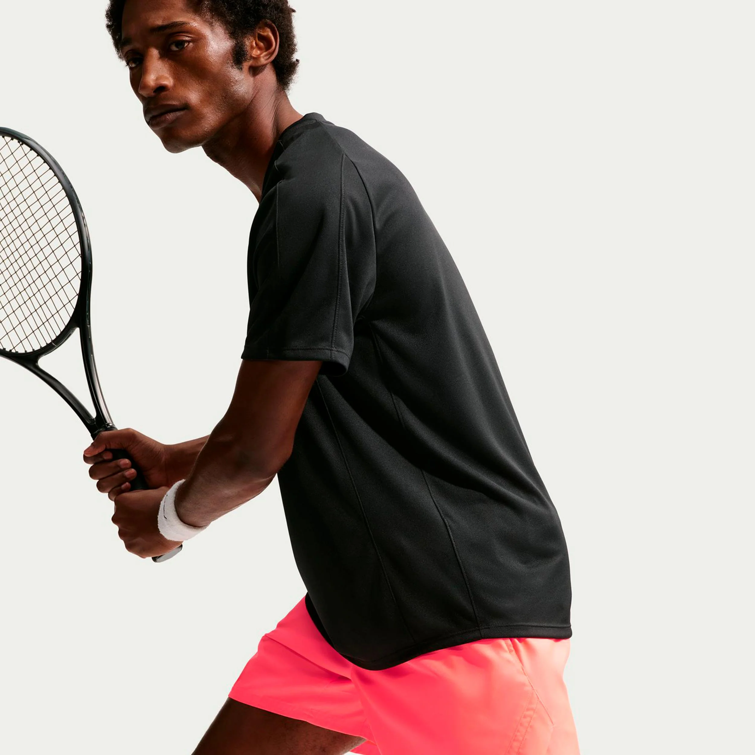 Court Victory Dri-Fit 7in Shorts Herrar - korall, svart - Image 5