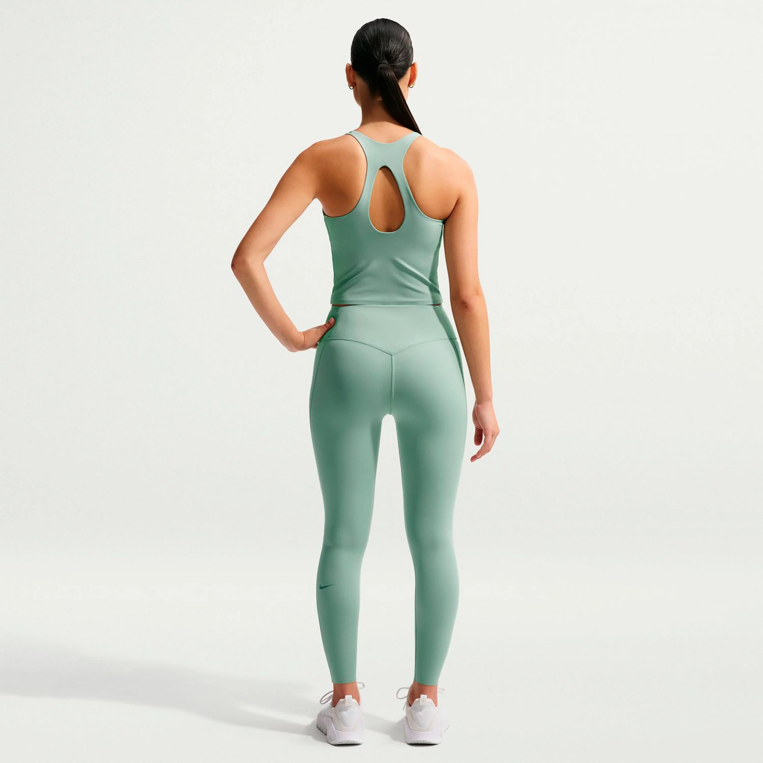 Dri-Fit Medium Support Linne Damer - grågrön, grön - Image 3