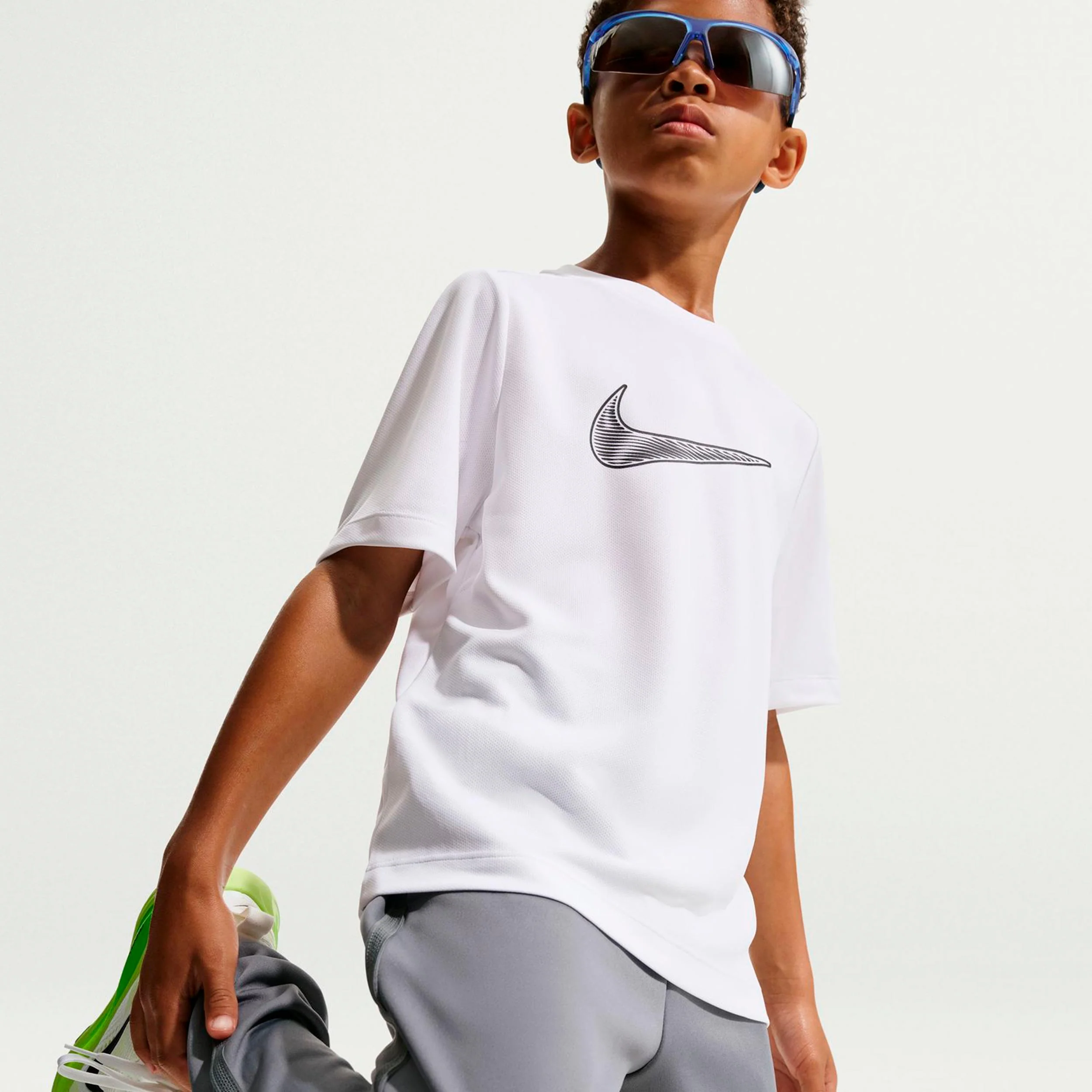 Dri-Fit Multi  T-shirt Pojkar-vit - Image 5