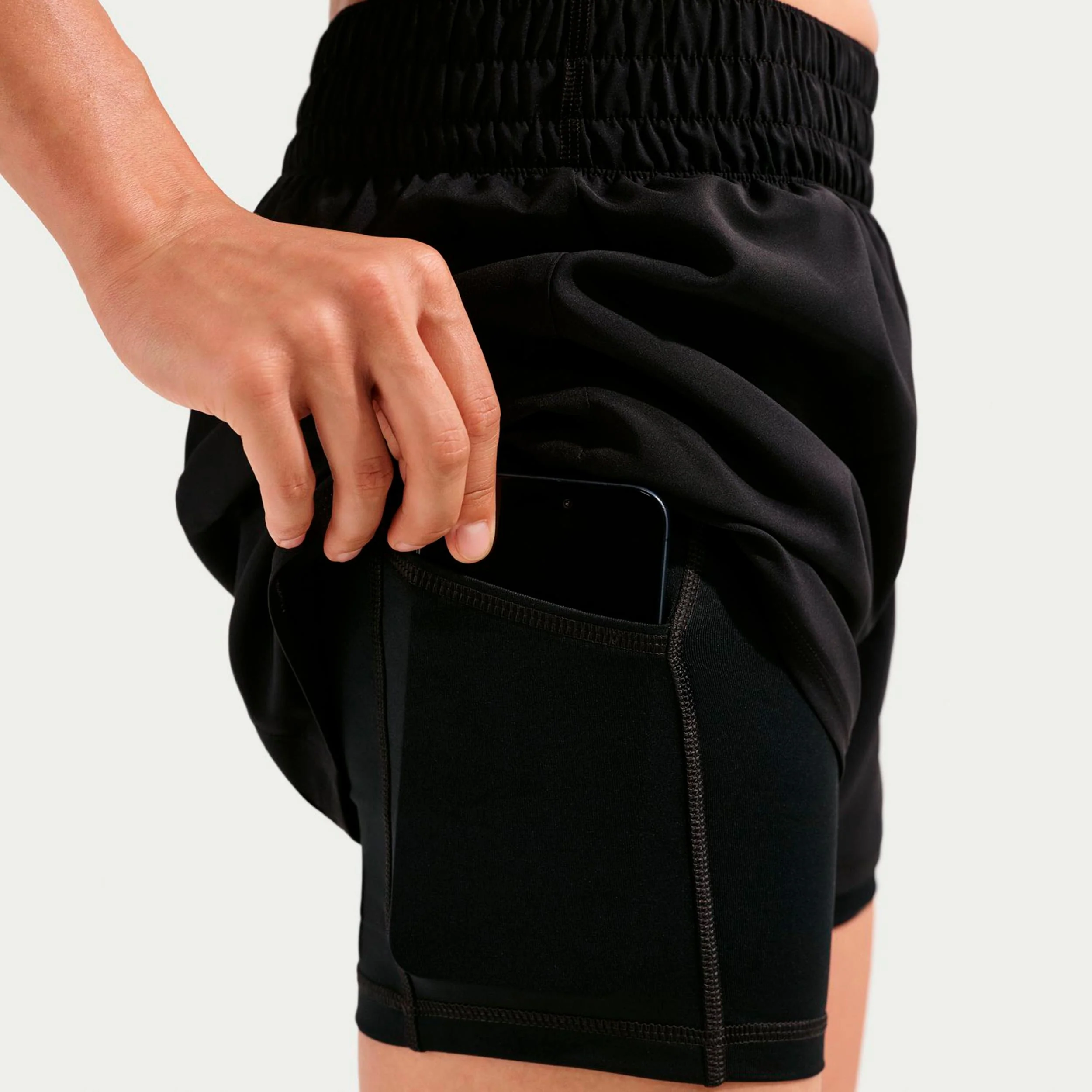 Dri-Fit One Mid Rise 2in1 3in Shorts Damer-svart, vit - Image 6