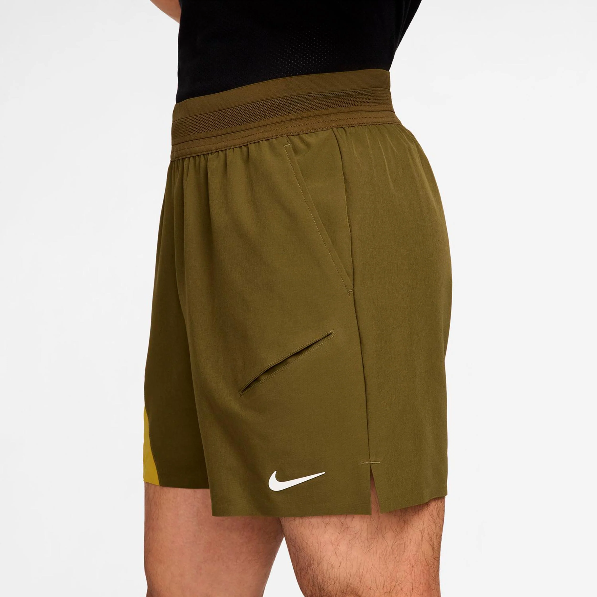 Jannik Sinner Court Dri-Fit Slam Shorts Herrar-oliv - Image 3