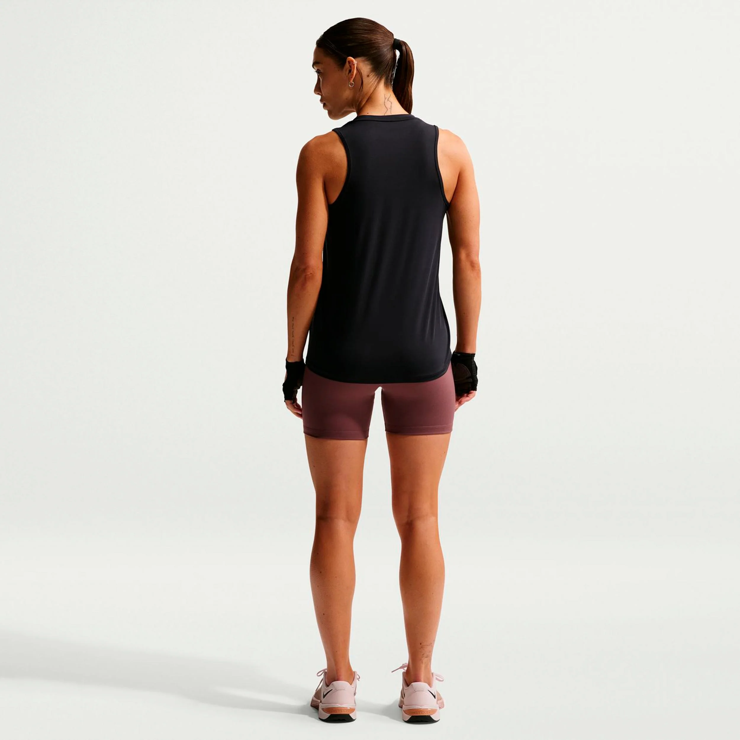 One Dri-Fit Linne Damer-svart, vit - Image 3