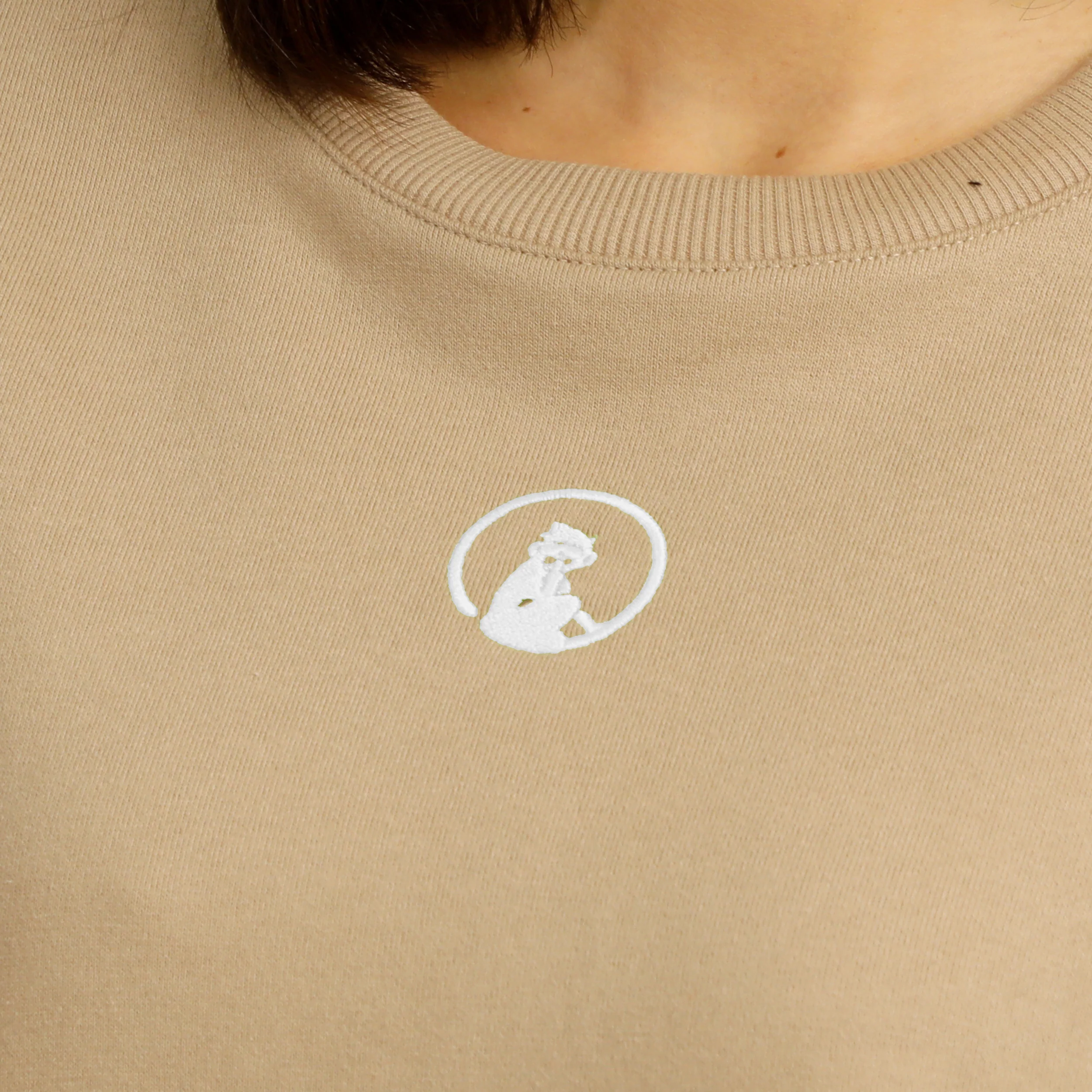 Wild Oversize Tröja Damer-Beige - Image 6